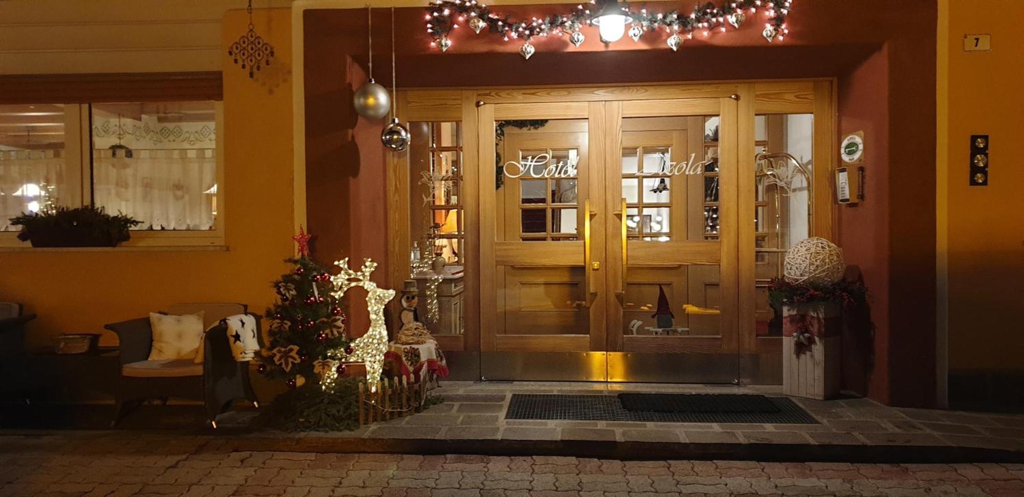 Hotel Azola Каназей Екстериор снимка