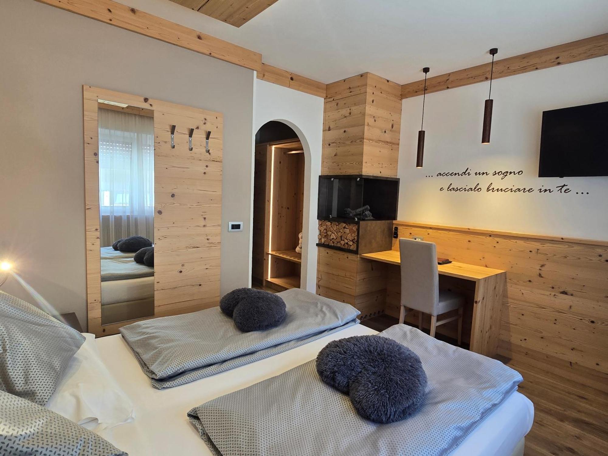 Hotel Azola Каназей Екстериор снимка