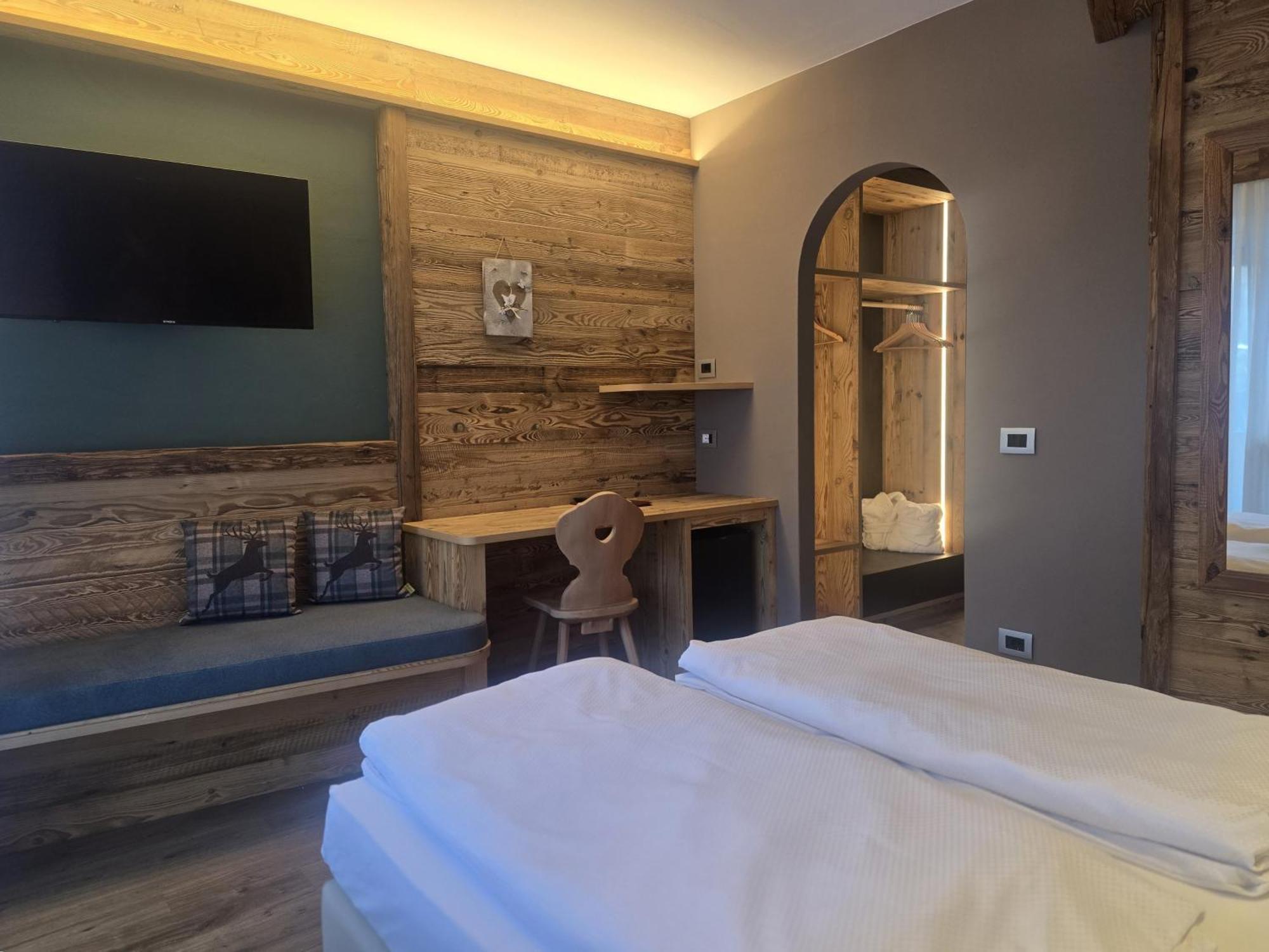 Hotel Azola Каназей Екстериор снимка